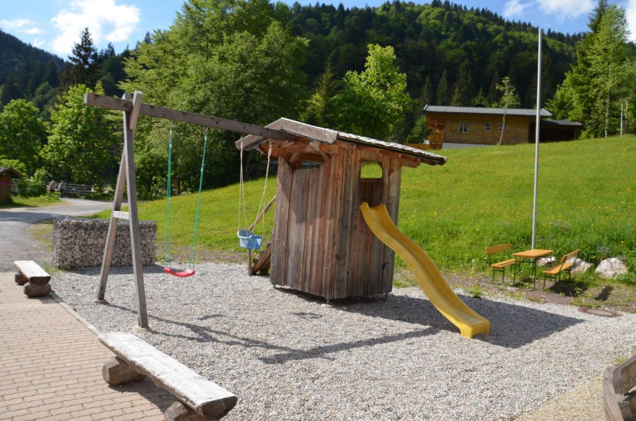 Heustubn Ferienwohnungen Unken Exterior foto